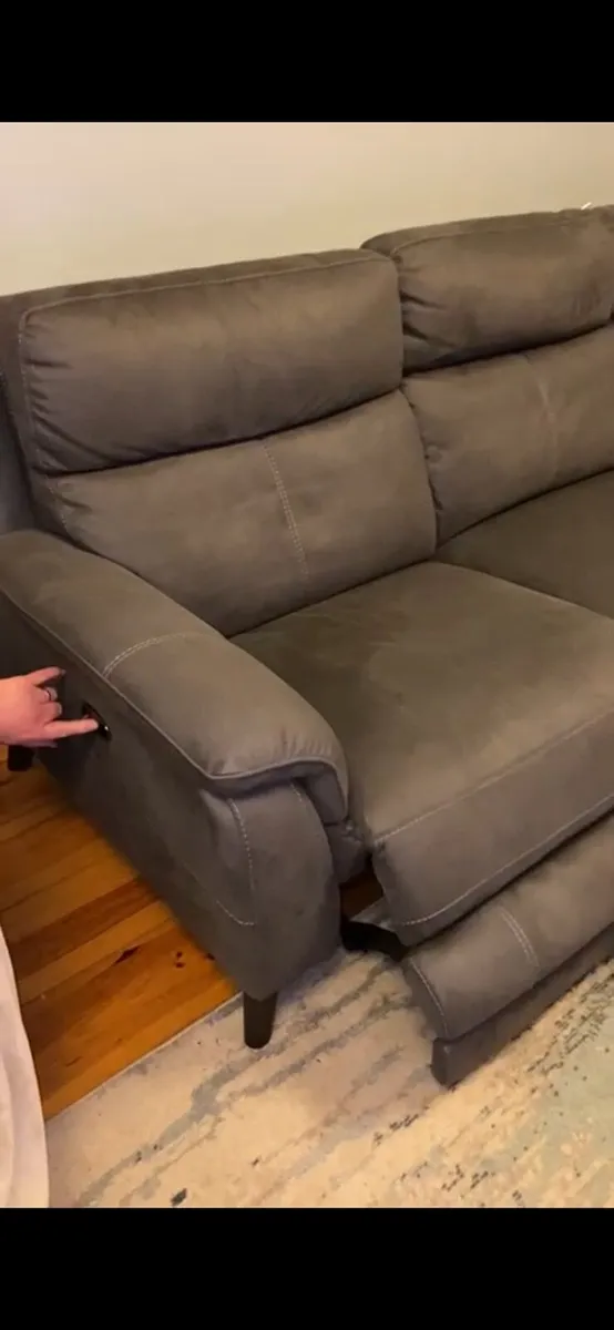 Sofa - Image 3