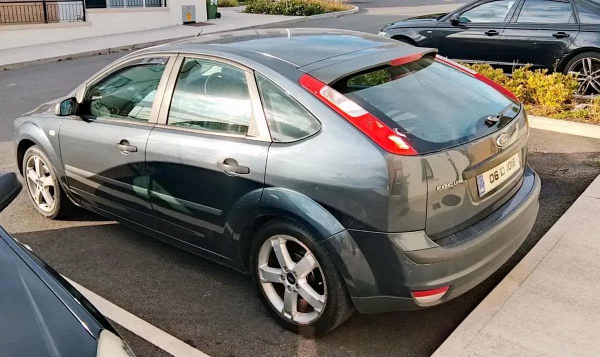 2006 Ford focus - Image 2