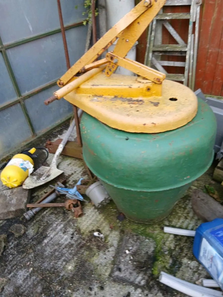 Yard clearance - Image 1