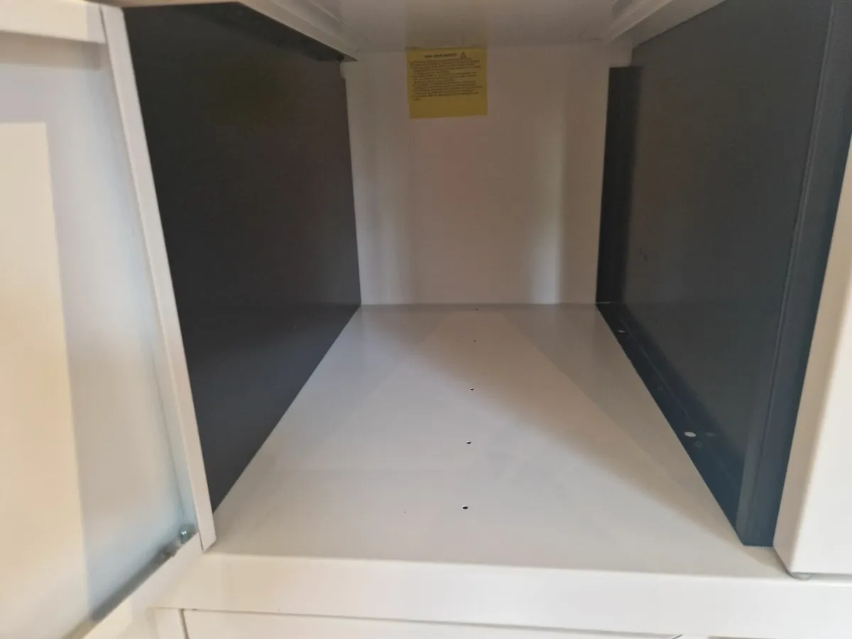Premium Staff Lockers with combination locks - Image 4