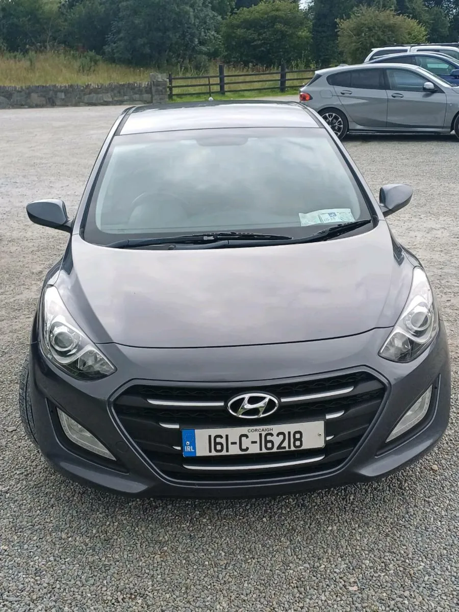 Hyundai i30 1.6 Diesel CRDi Blue Drive SE 5dr - Image 1