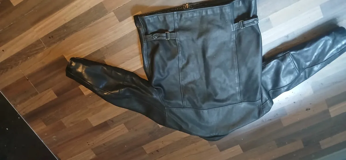heavy leather jacket - Image 3