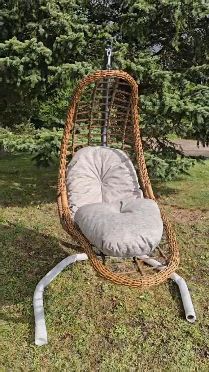 Egg Chair with Cushion and frame brand new - Image 1