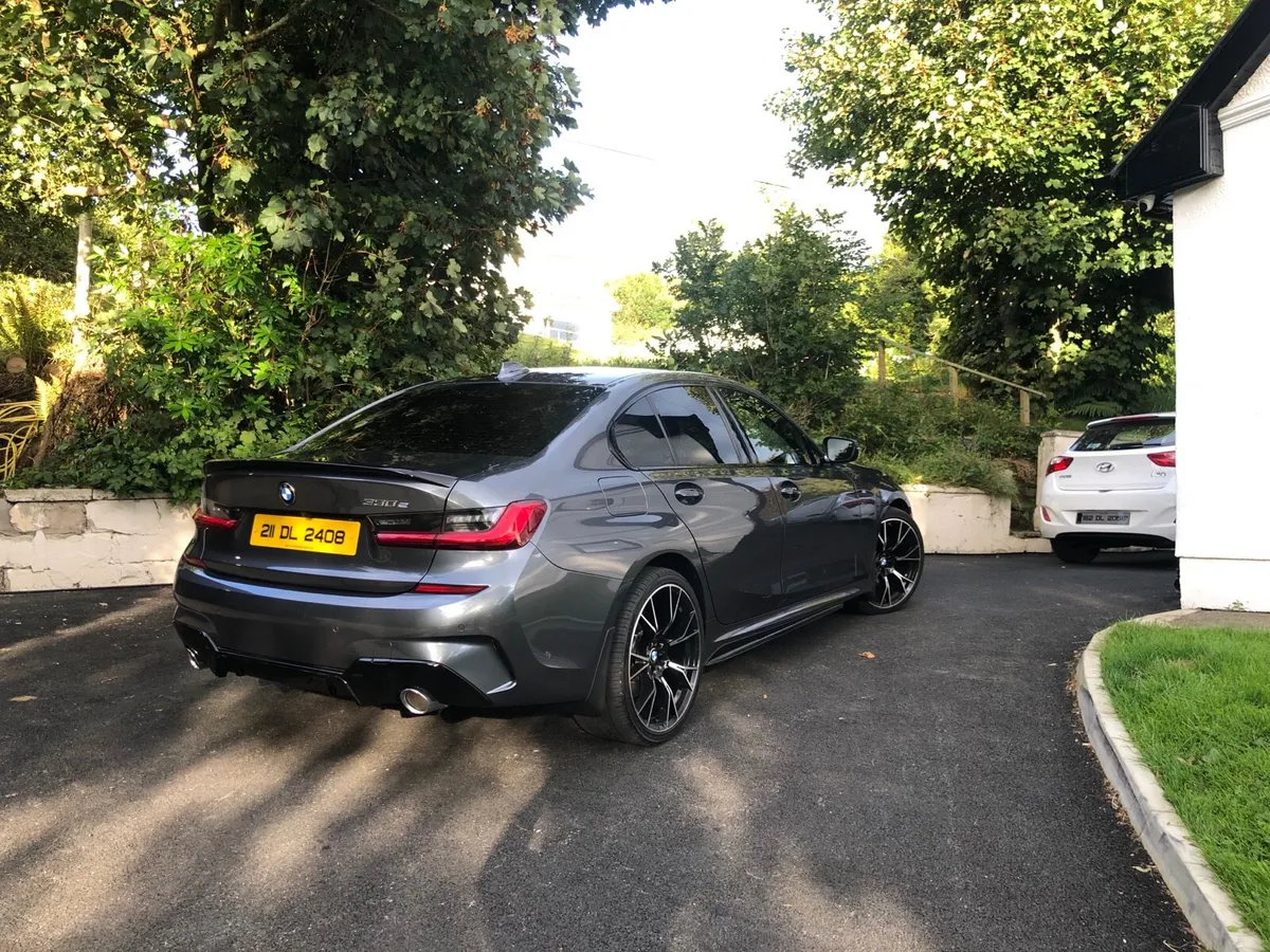 BMW 330 Msport petrol hybrid - Image 2