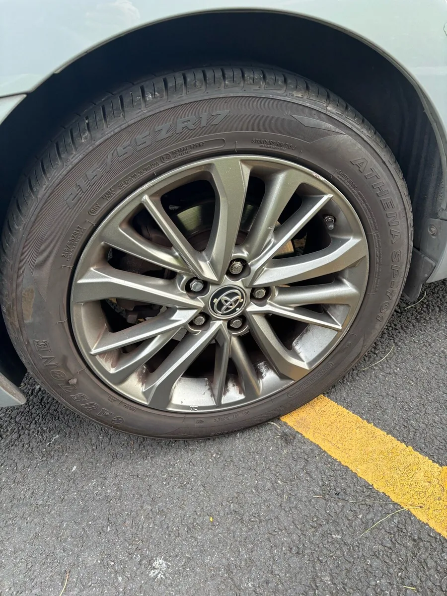 Toyota Avensis business edition - Image 4