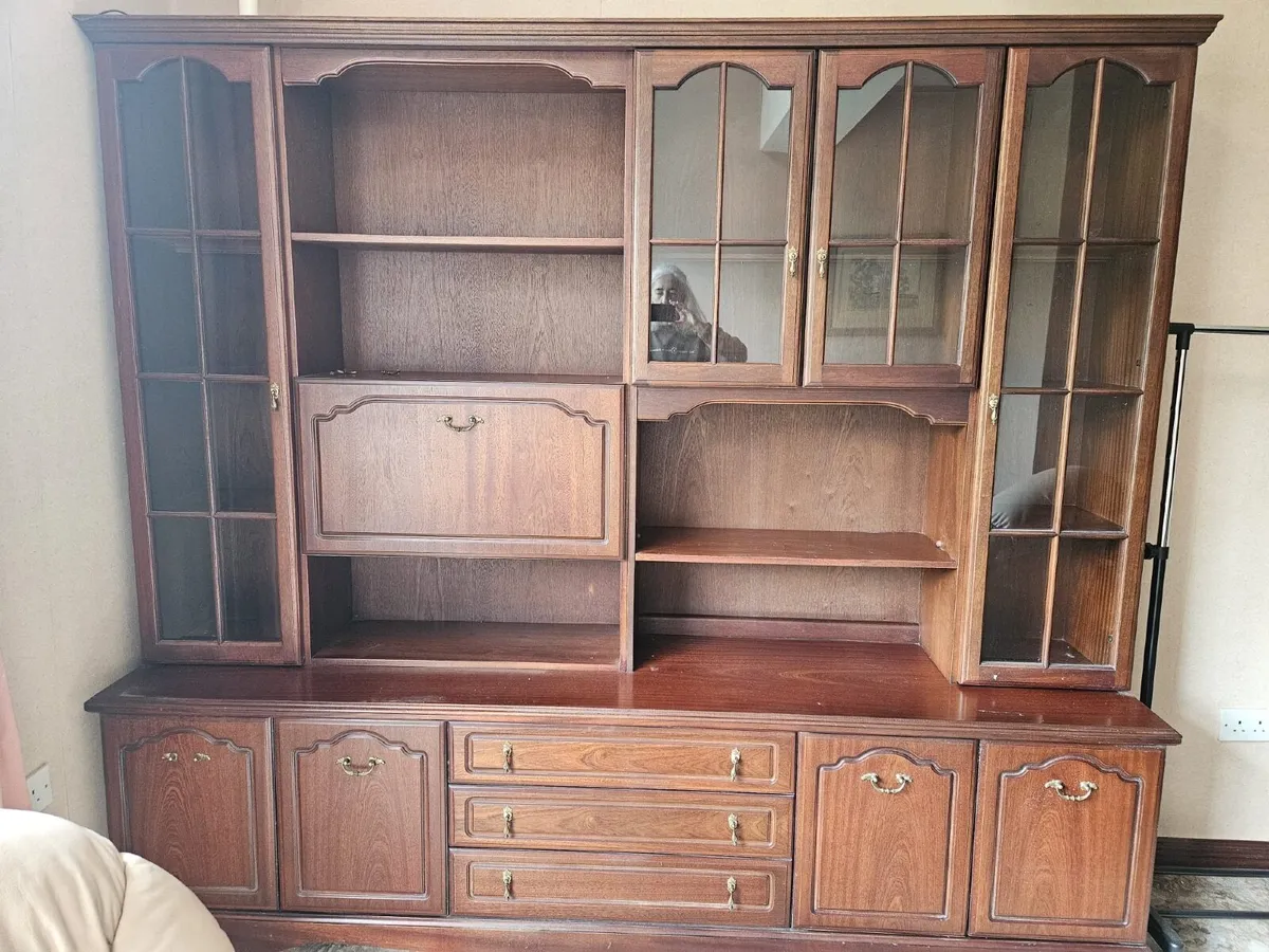 Display cabinet