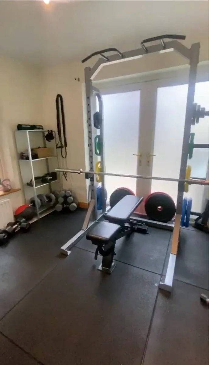 Home gym rack, bar, weights & bench