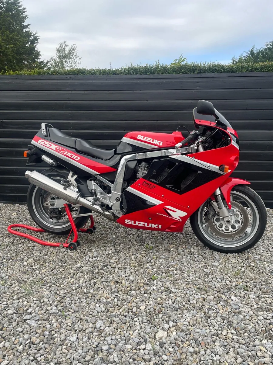 Suzuki GSXR 1100 L - Image 1