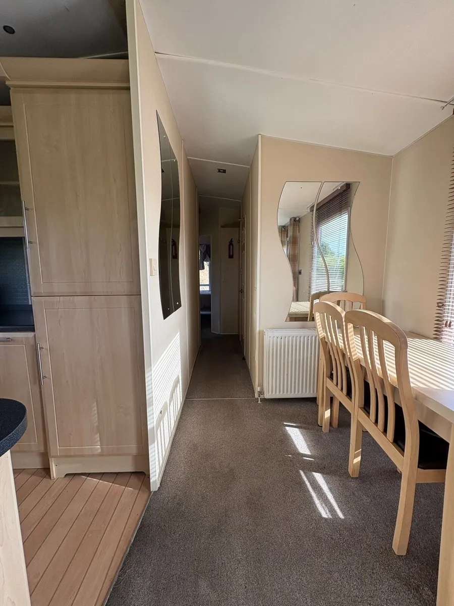 2-Bedroom Mobile Home – 38ft x 12ft - Image 4