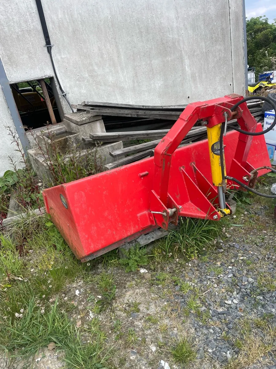 Farm machinery - Image 1