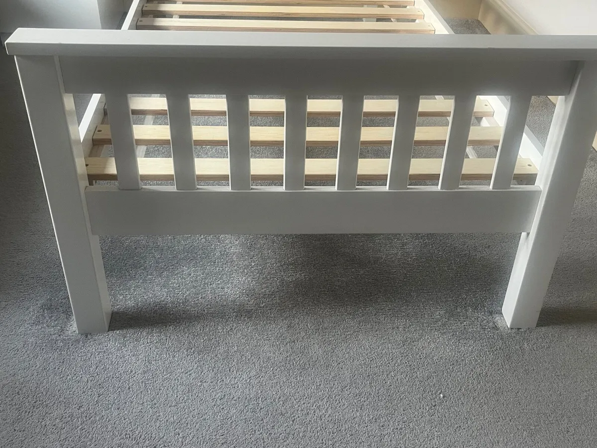 Single Bed (2 Available) - Image 3