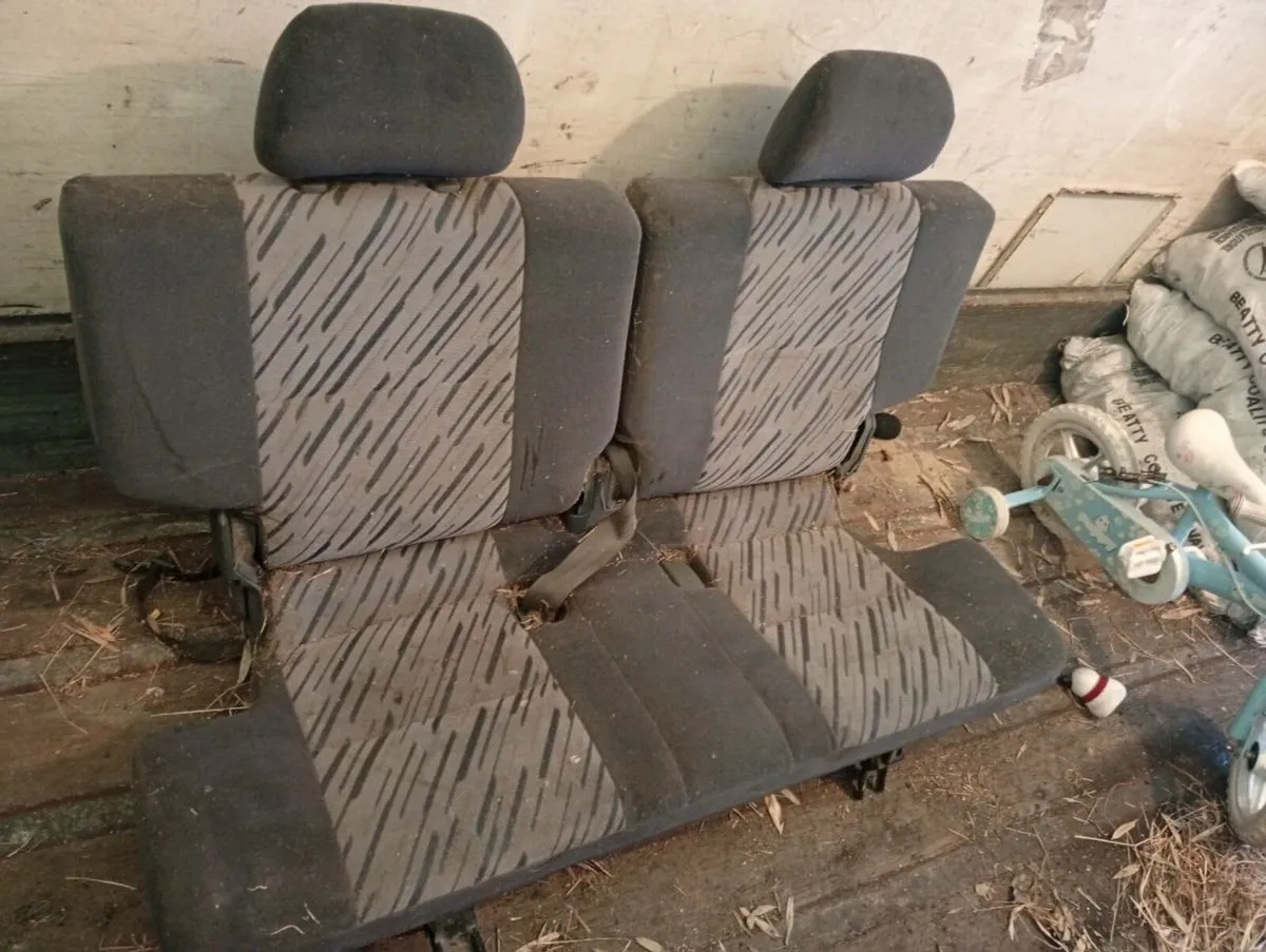 01 Toyota landcruiser swb rear seats and windows - Image 3