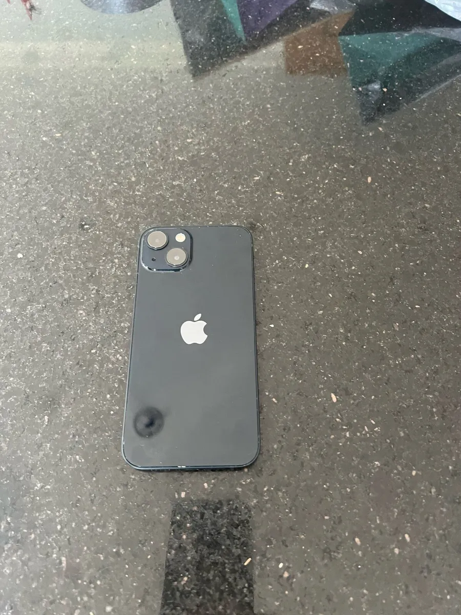 Apple iPhone 13 - Image 2