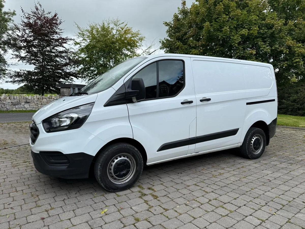2020 Ford Transit Custom - Image 1