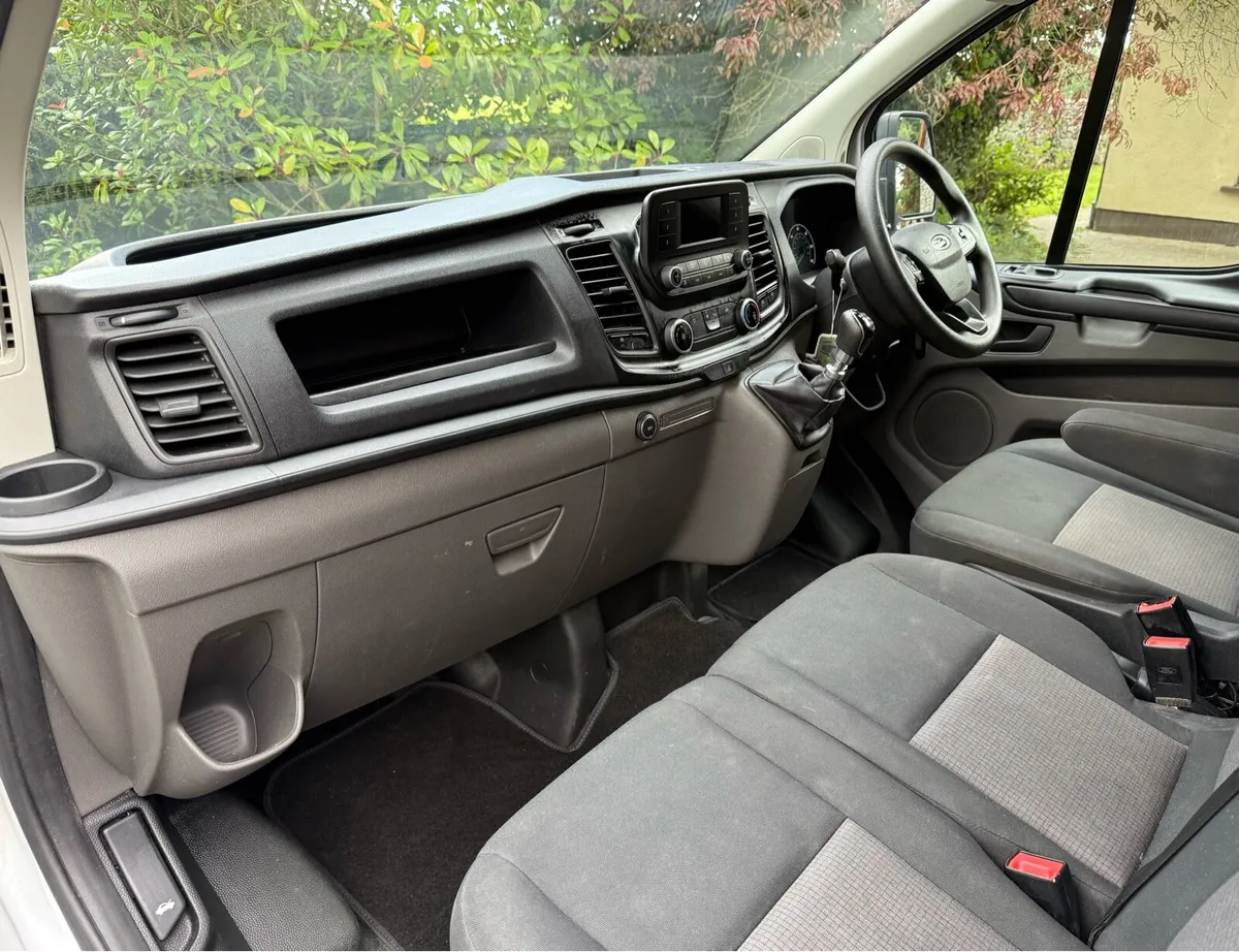 2020 Ford Transit Custom - Image 4