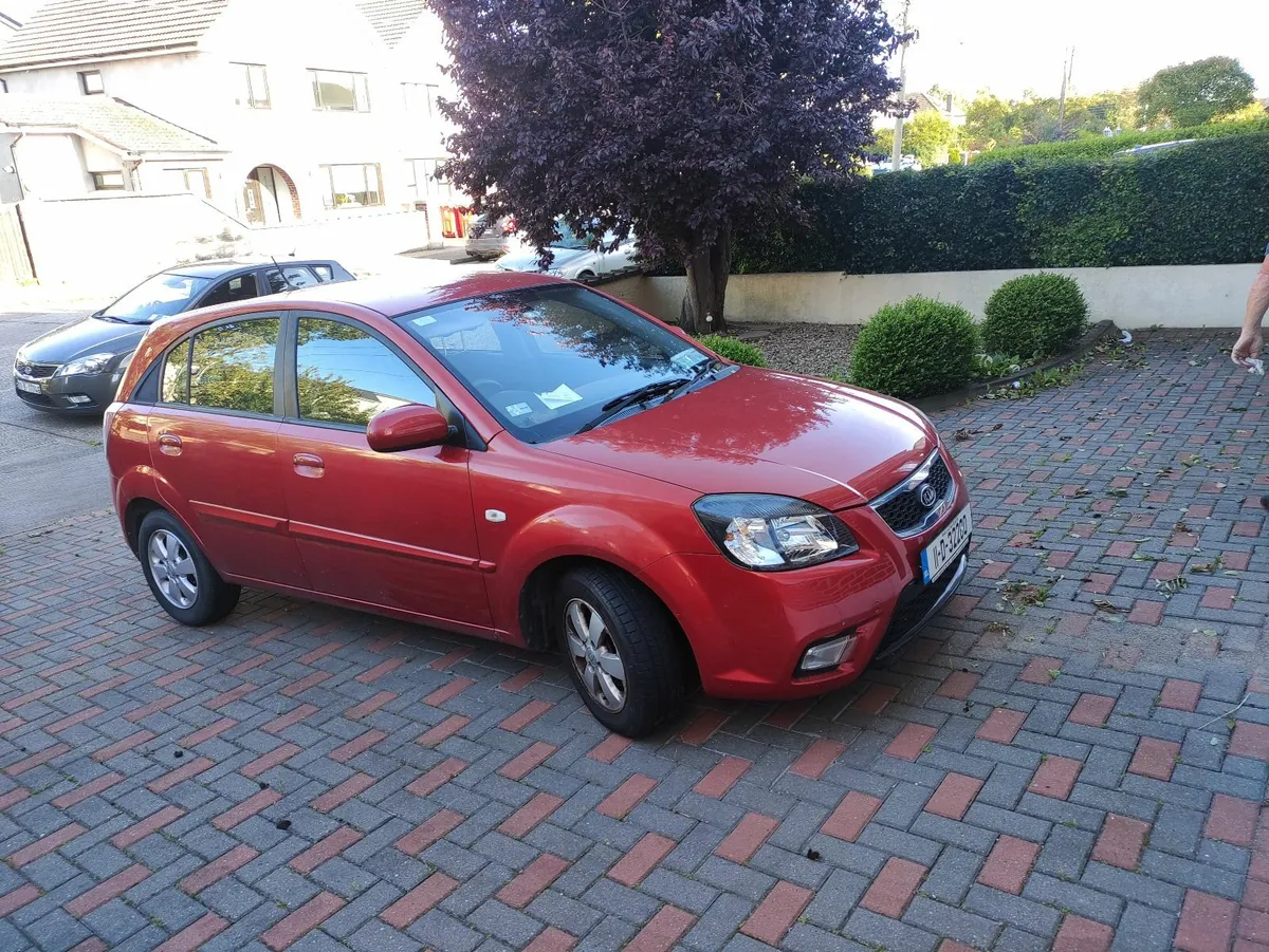 Kia Rio 2011 Low mileage in excellent condition - Image 1