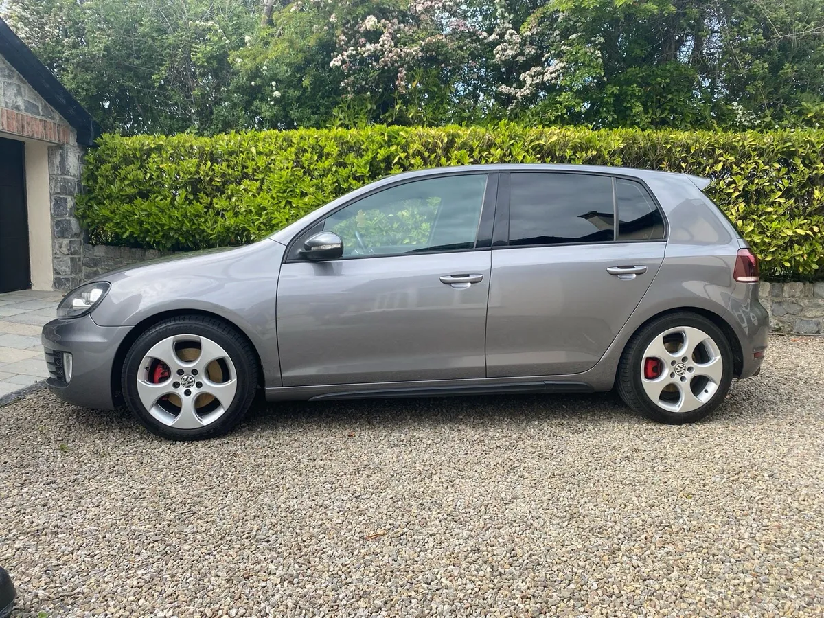 VW Golf GTI DSG High spec - Image 2