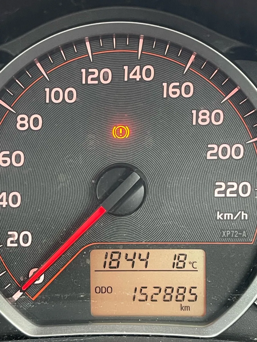 Toyota Yaris Luna 1.4 Diesel - Image 2
