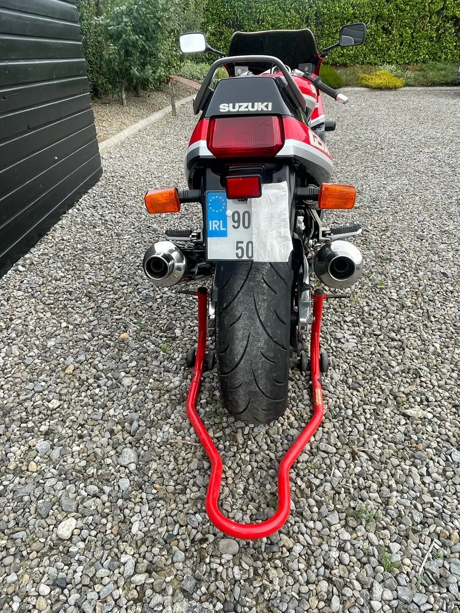 Suzuki GSXR 1100 L - Image 4