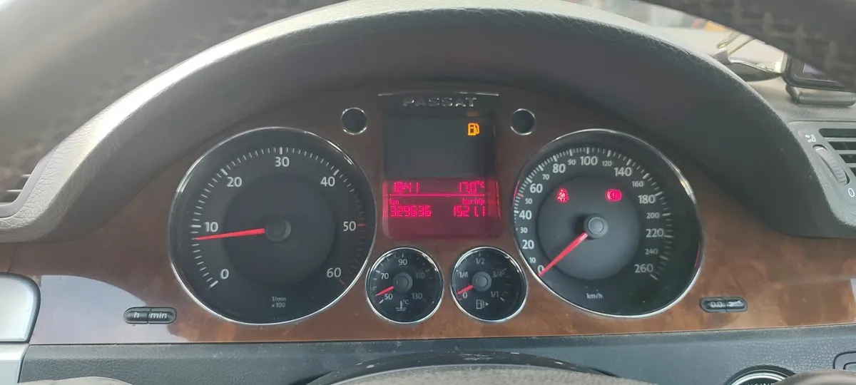 Volkswagen Passat 2008 - Image 4