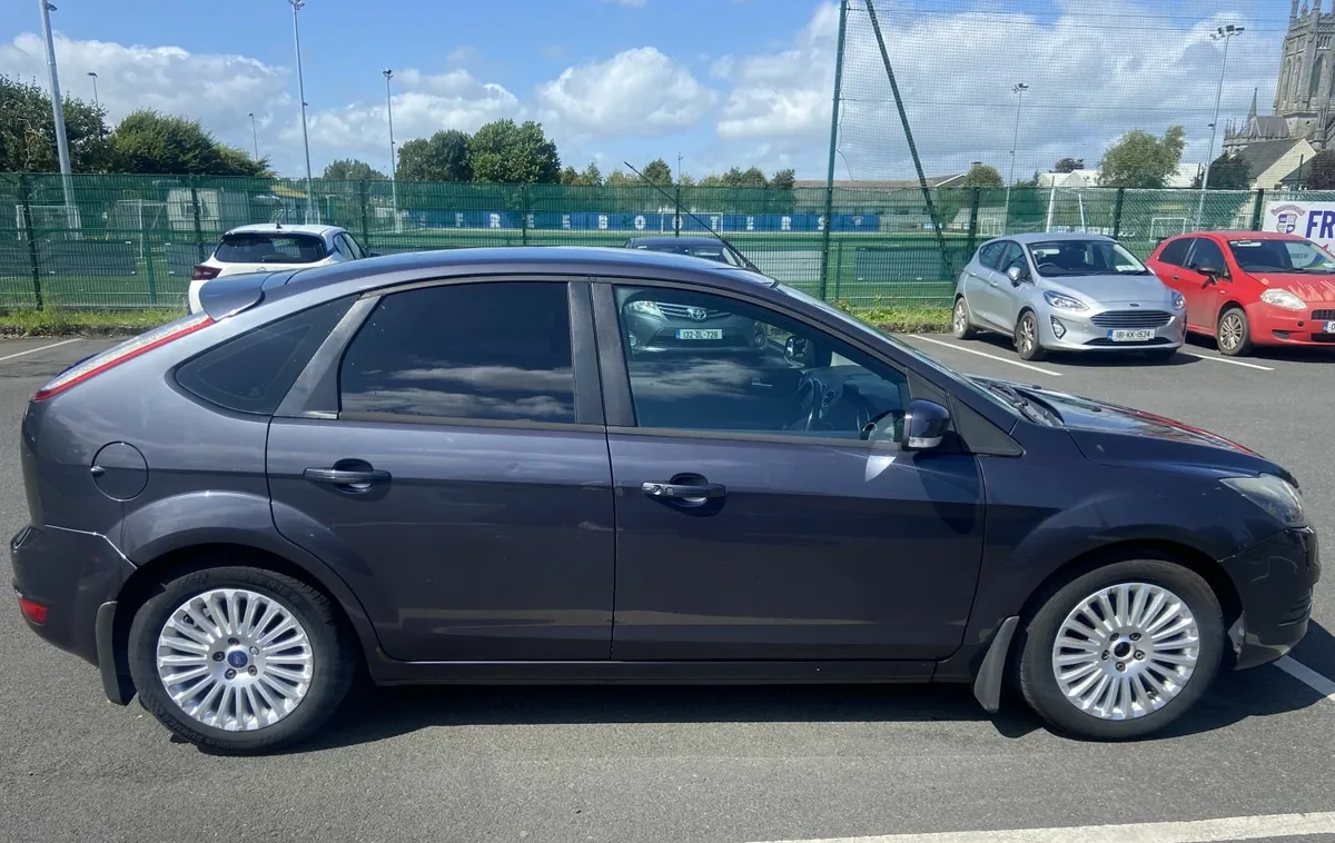 Car - Image 2