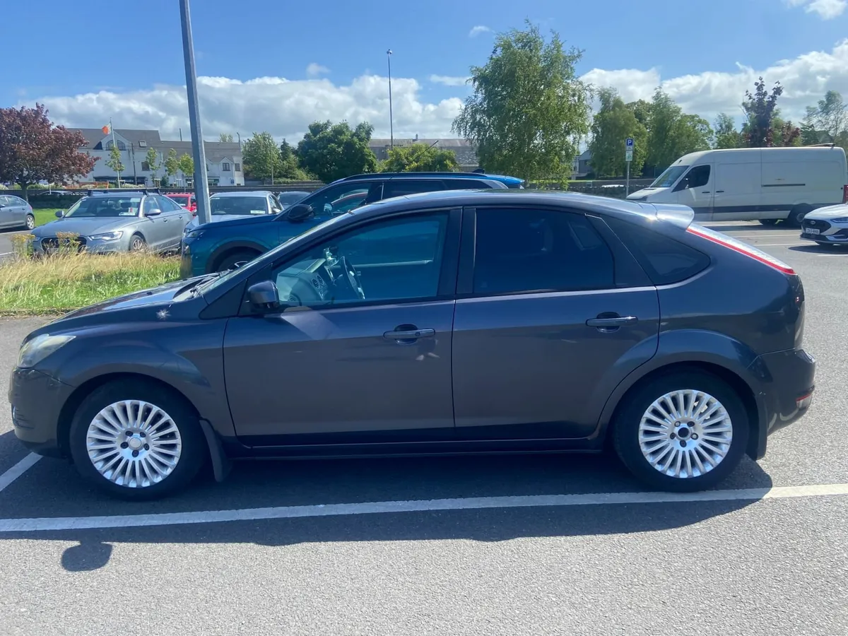 Car - Image 4
