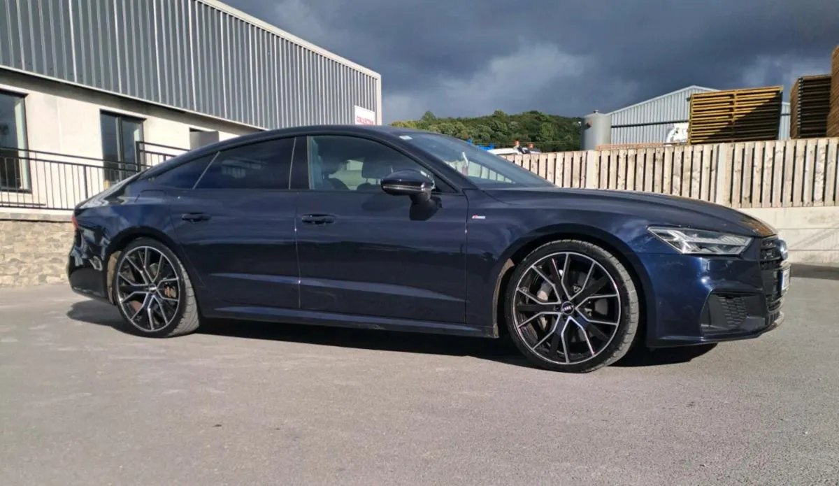 Audi A7 Hybrid - Image 1