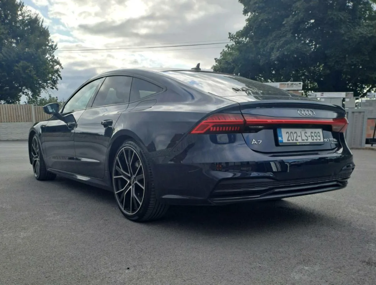 Audi A7 Hybrid - Image 4