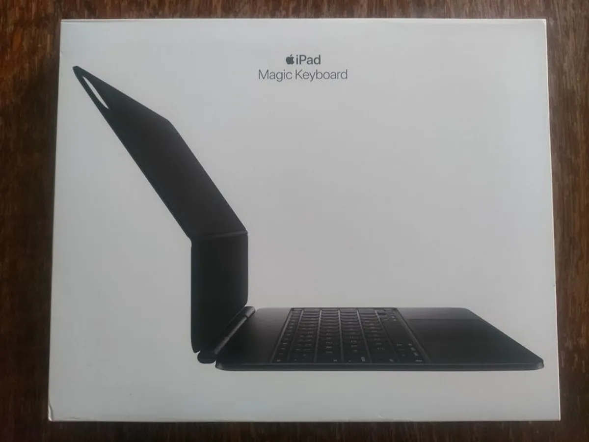 Magic Keyboard for iPad Pro 13 inch (M4) (Black) - Image 1