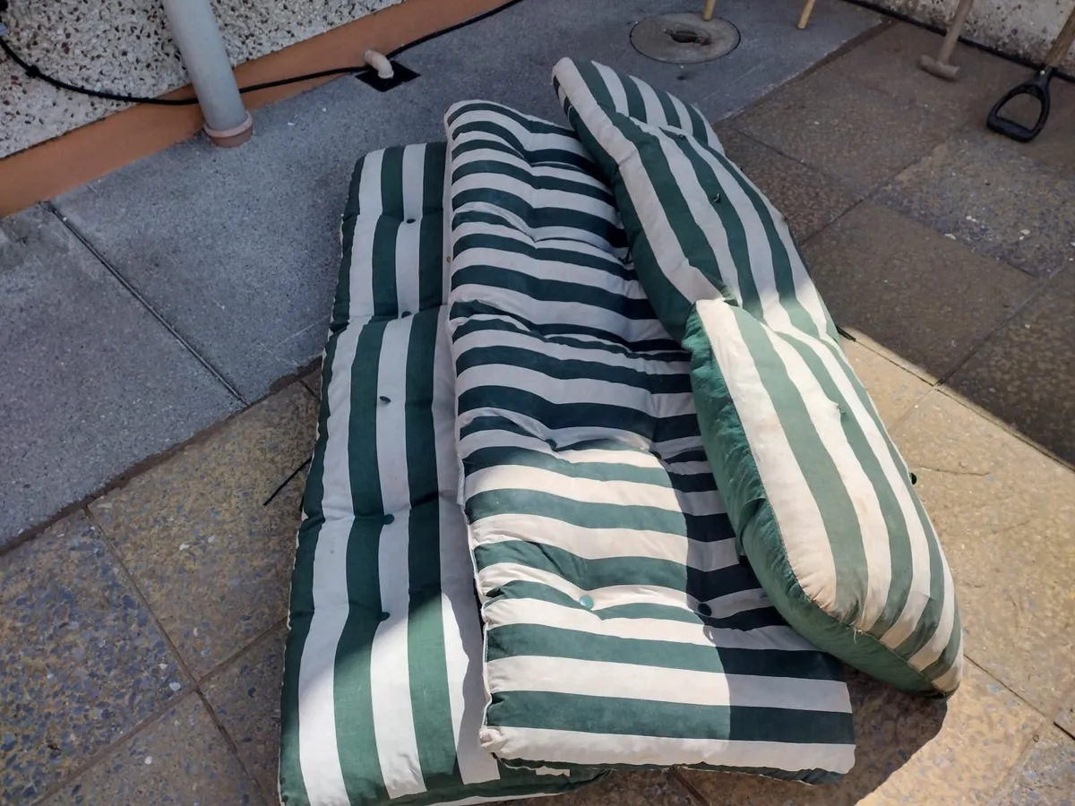 Pets sun lounger cushions - Image 1