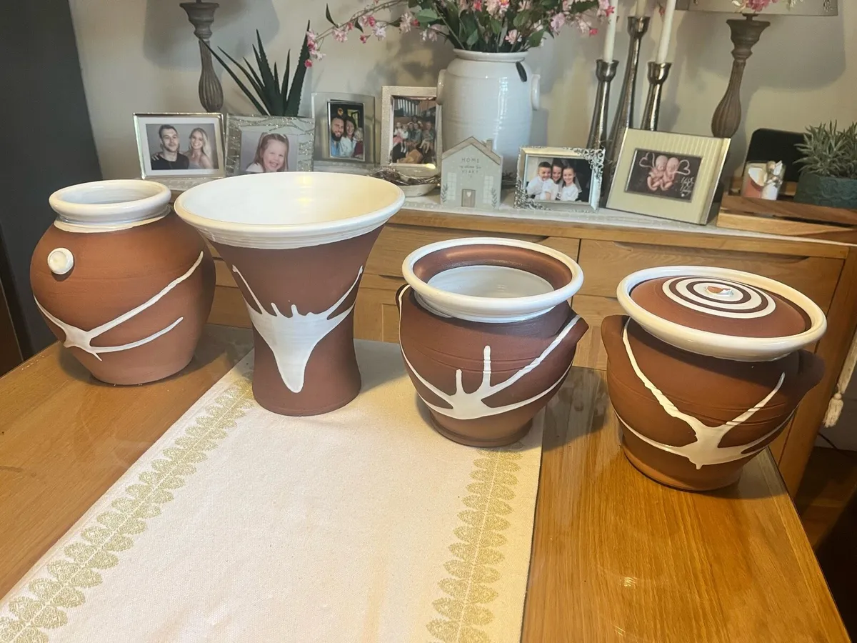 Stephen Pearce Pottery Collection - Image 2