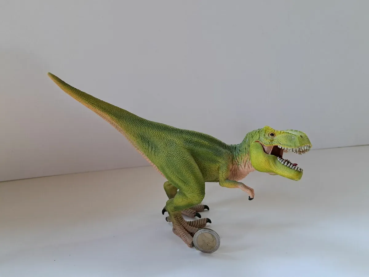 Dinosaurs toy collection - Image 2