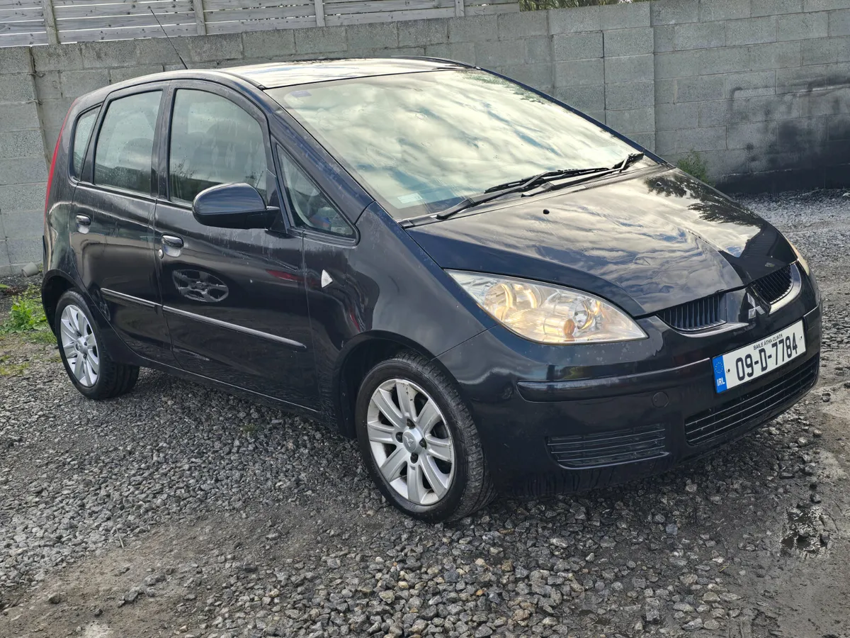 Mitsubishi Colt 2009 diesel €999 no offers - Image 2