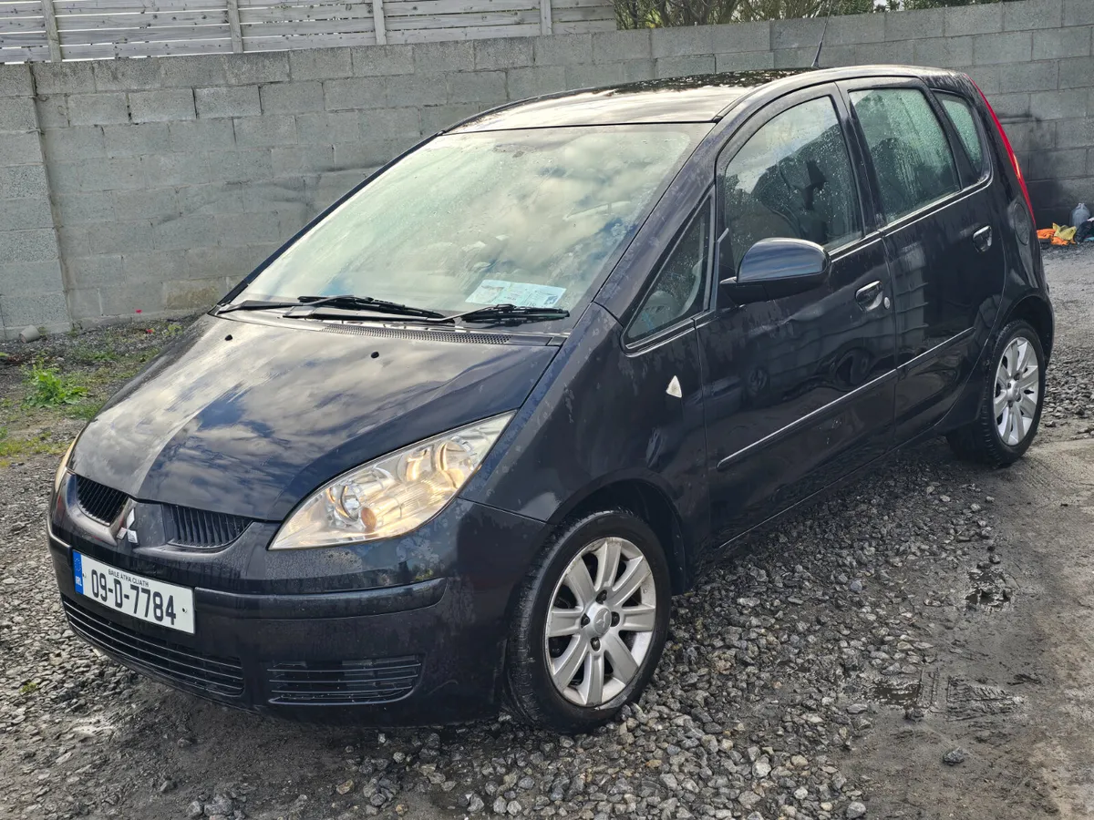 Mitsubishi Colt 2009 diesel €999 no offers - Image 3