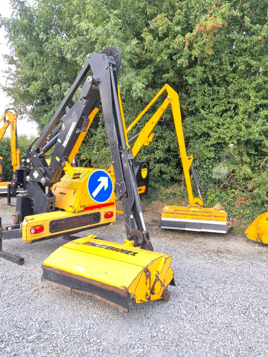 Mcconnel PA6500T Hedgecutter - Image 1