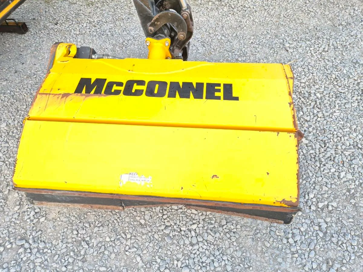 Mcconnel PA6500T Hedgecutter - Image 2