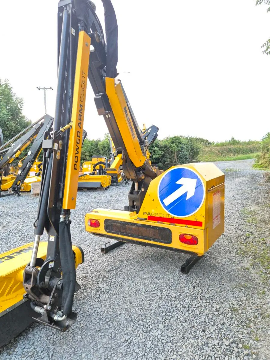 Mcconnel PA6500T Hedgecutter - Image 3