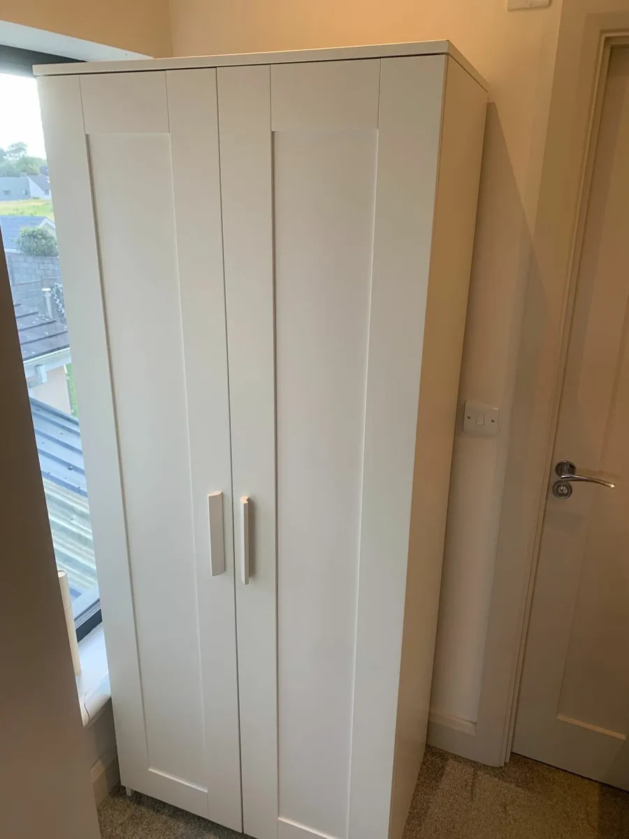 bedroom drawers and wardrobe - Image 1