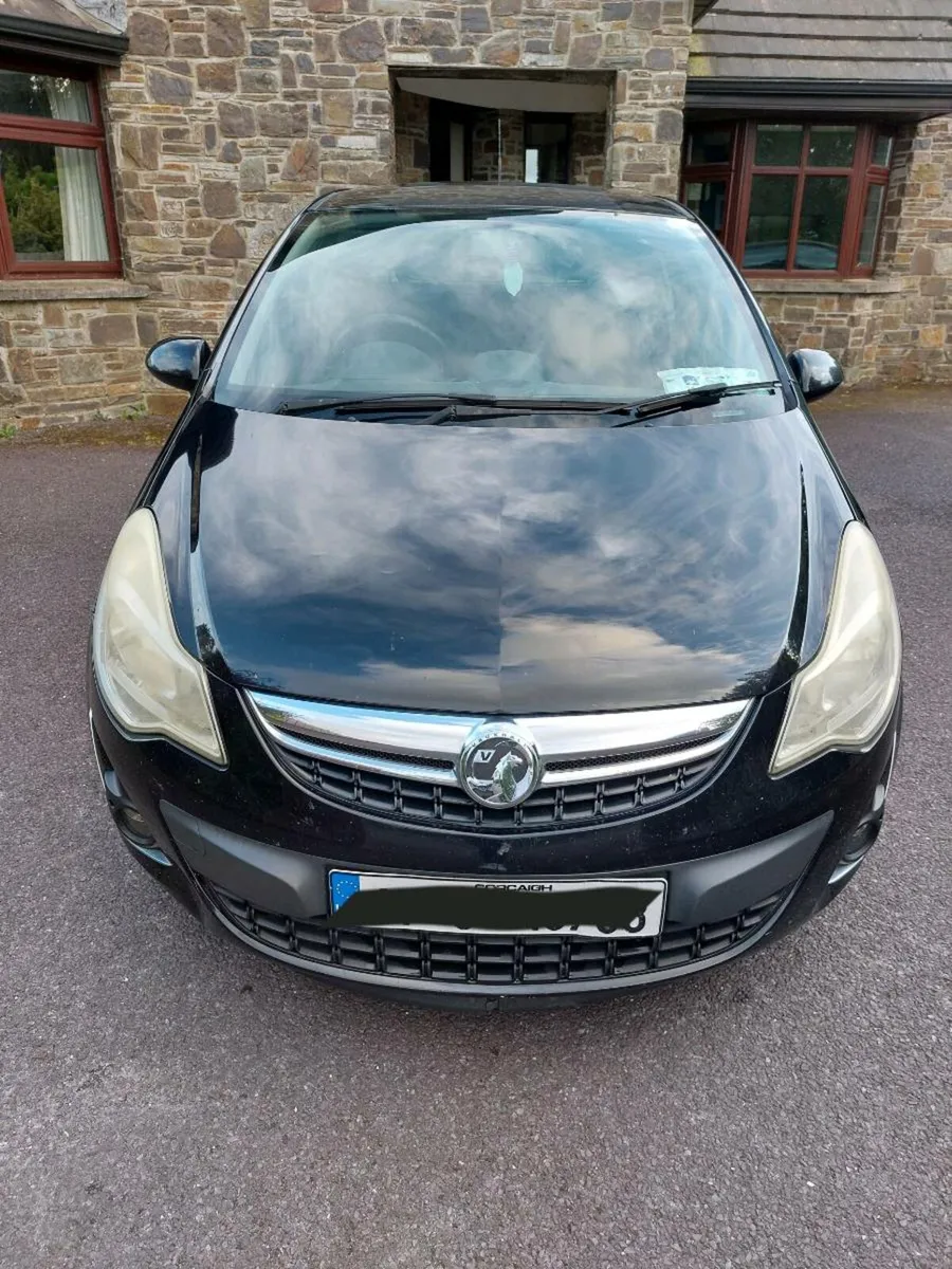 Vauxhall Corsa 2011 - Image 2