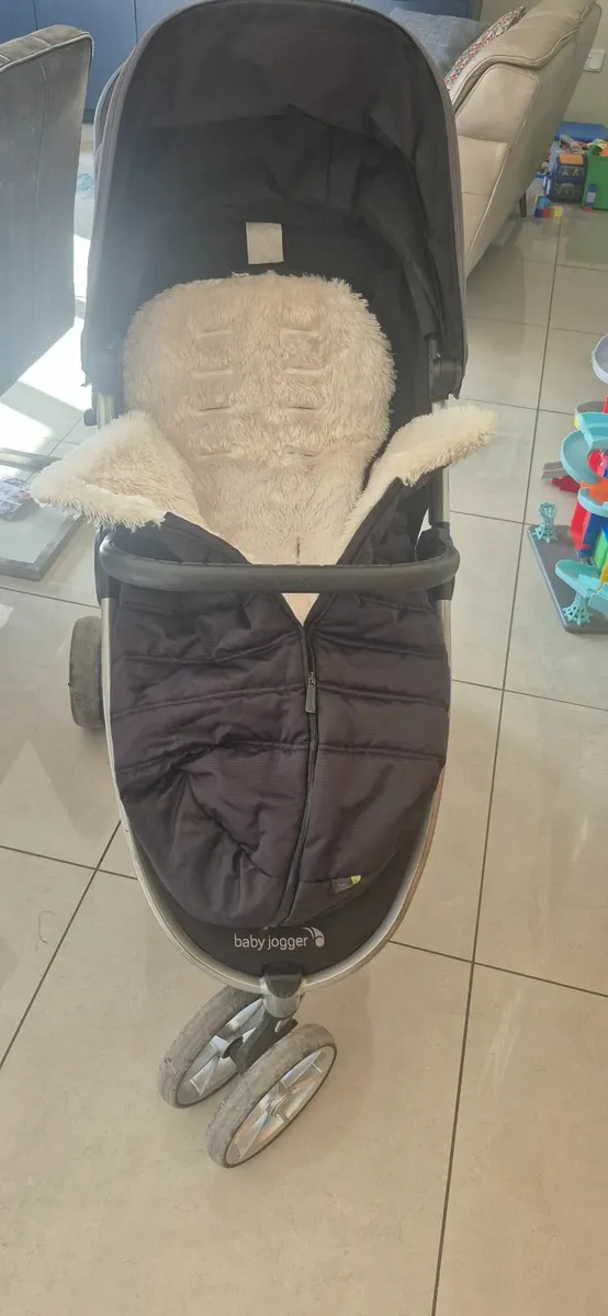 Baby Jogger Buggy - Image 1