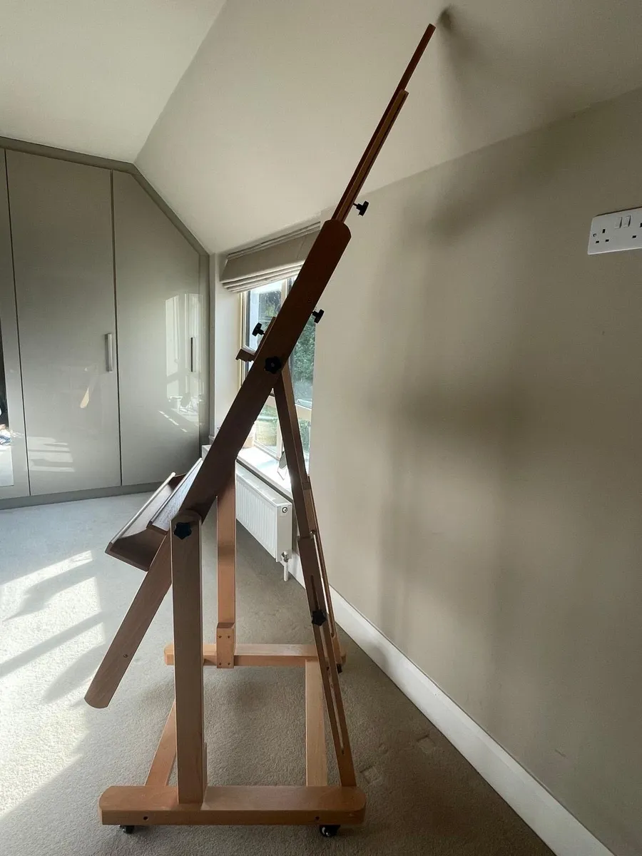 Artist easel in oak - Image 3