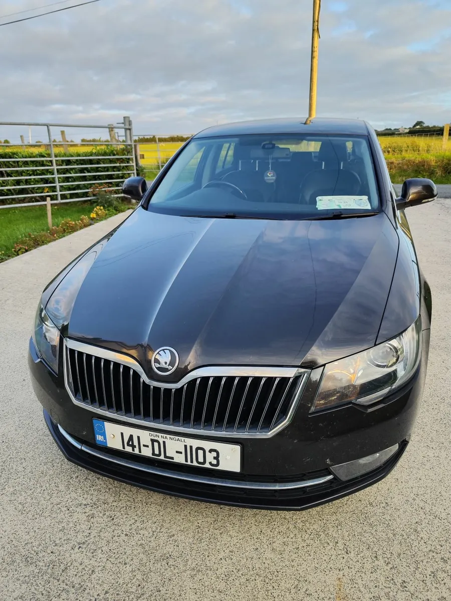 Skoda Superb 2014 - Image 1