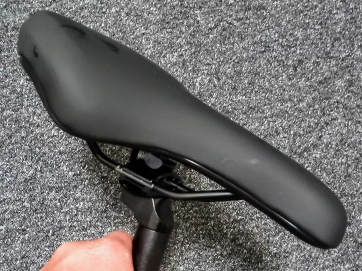 bicycle saddle set - Image 1