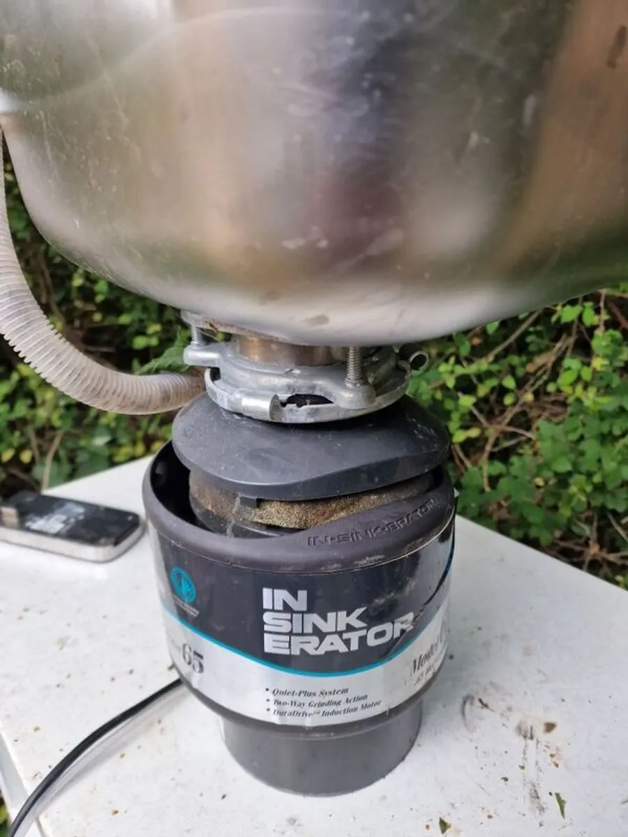 sink erator - Image 1