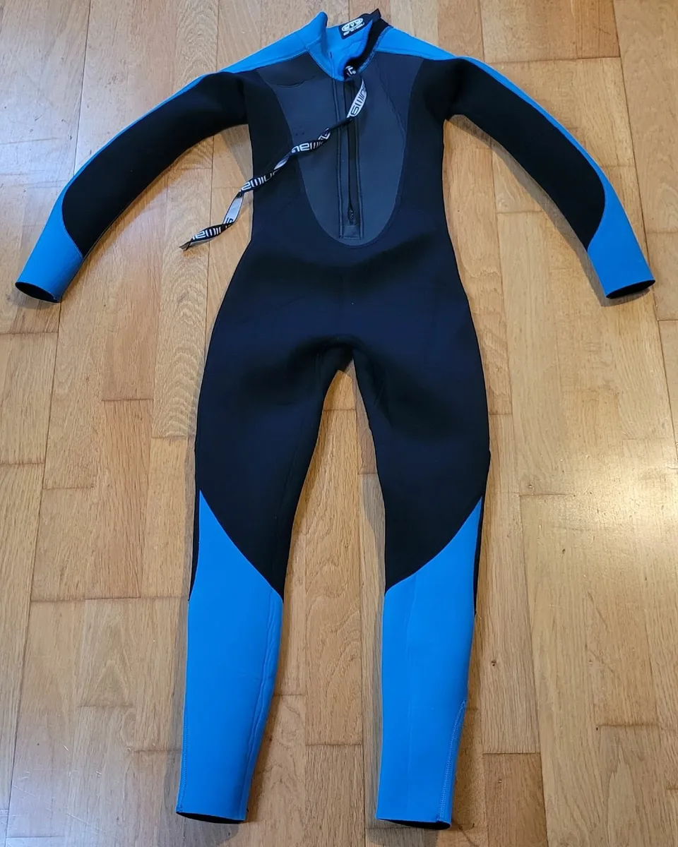 Wetsuit - Image 2