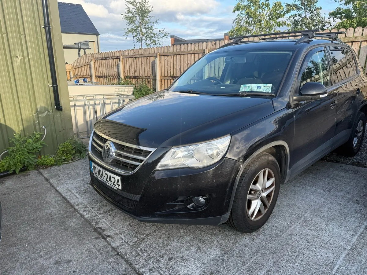 Breaking VW TIGUAN 2010 2.0l manual