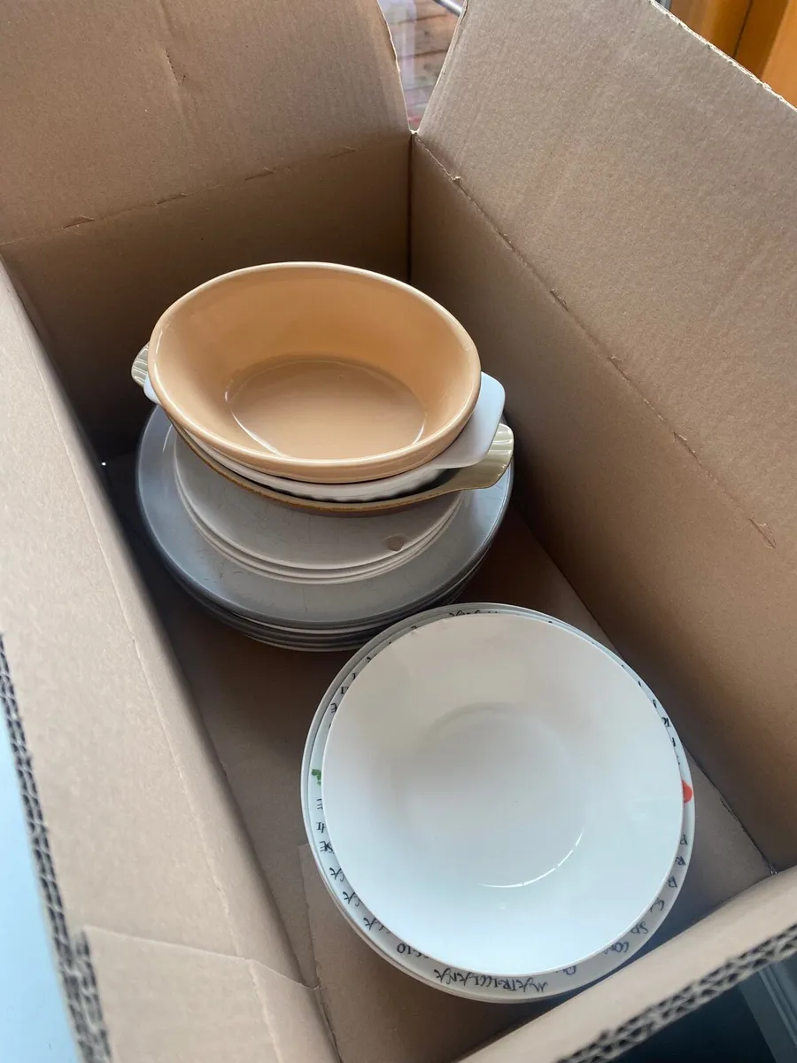 Plates, crockery, kitchenware - Image 2