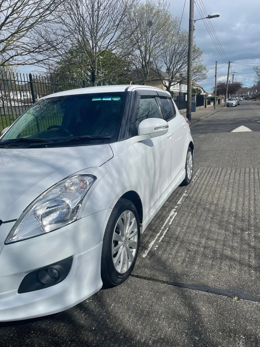 Suzuki swift (automatic) - Image 1