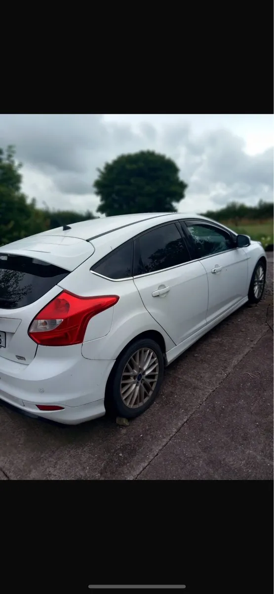 Car - Image 3