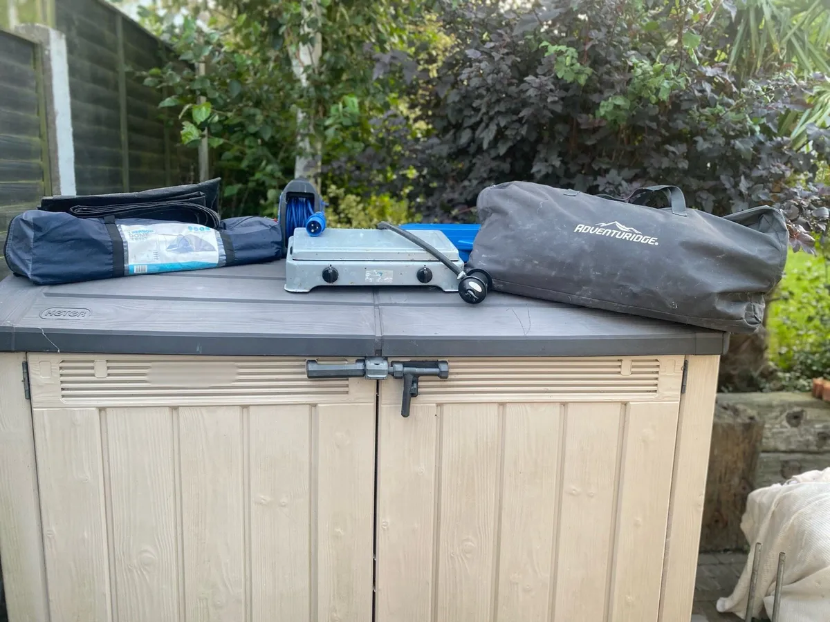 4 person tent and equipment - Image 4